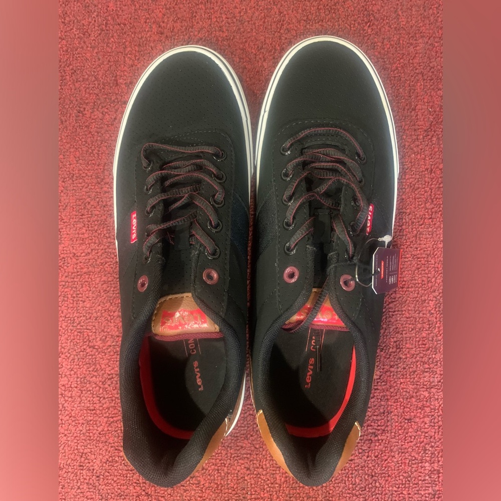 Levi’s men sneakers